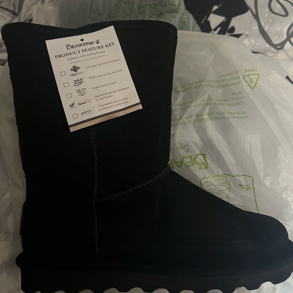 Women’s bear paw boots